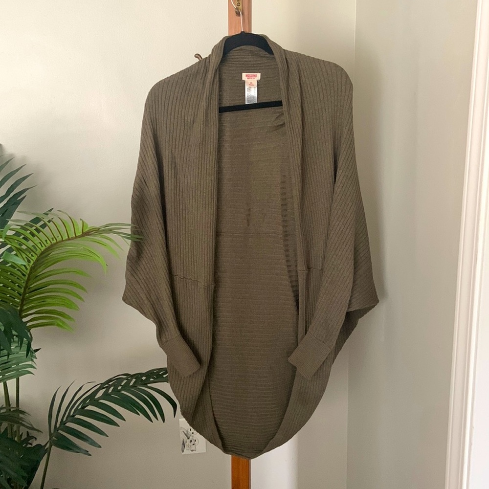 Olive green, XS cardigan sweater in great condition!